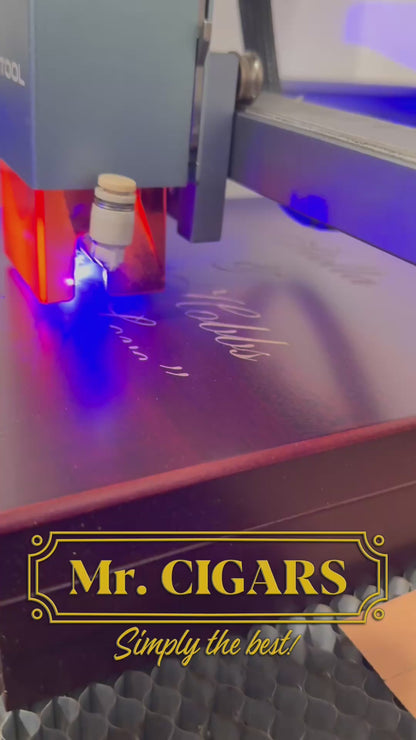 Personalized Humidors with 20 Premium Cigars
